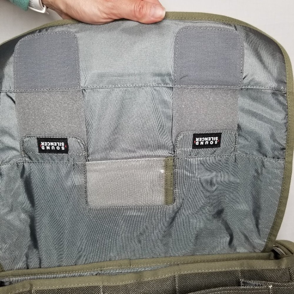 Think Tank Photo Retrospective Laptop Case 15L - Picture 12 of 16